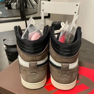 Travis Scott  Retro Jordan 1’s Cactus Jack